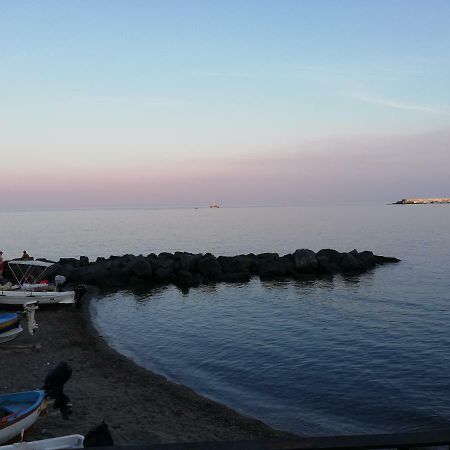 Casa Vacanze Aloha Giardini-Naxos Zewnętrze zdjęcie